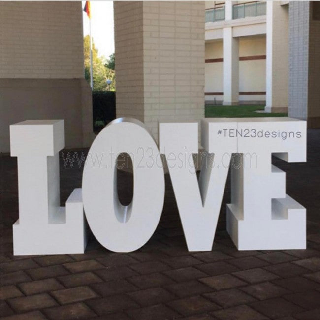 Set of FOUR (4) OVERSIZED Table LETTERS or NUMBERS : SHIPPING INCLUDED